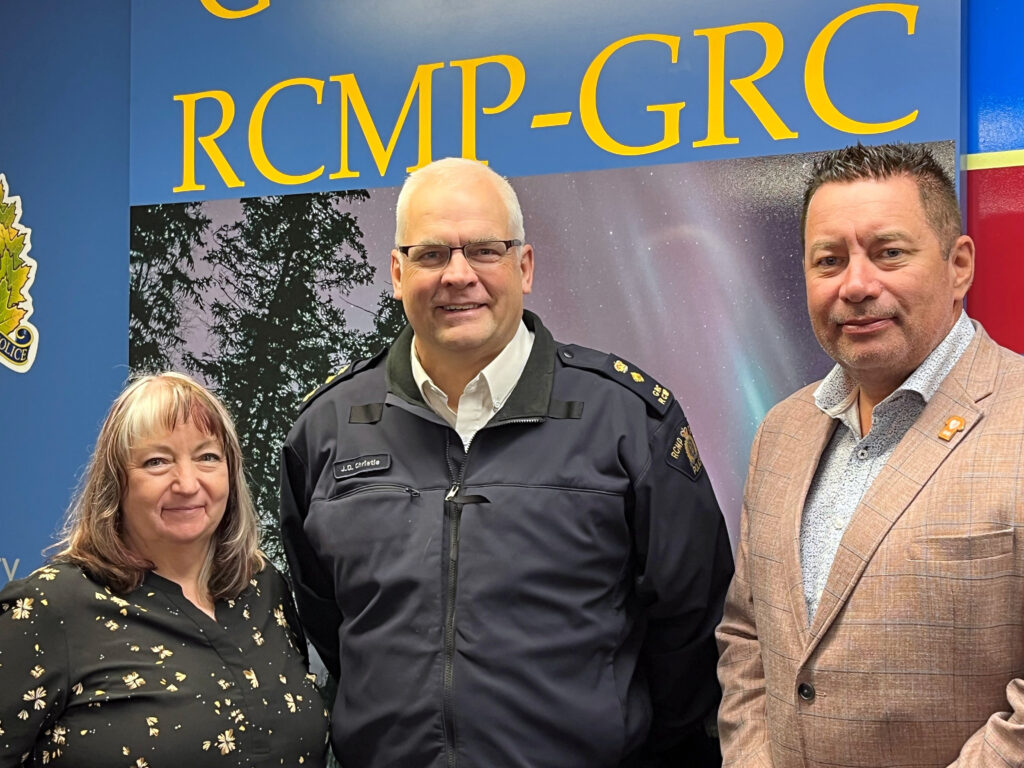 RVP Valda Behrens, Acting Division Commander, Supt. Jeffrey Christie, National President David Neufeld